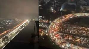 Gurugram Delhi Flood | बारिश के बाद दिल्ली के कई इलाकों में बाढ़ जैसे हालात 